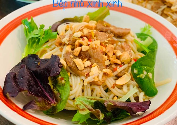 Recipe of Any-night-of-the-week Bún xào thịt heo