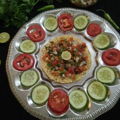 A picture of Masala Papad.