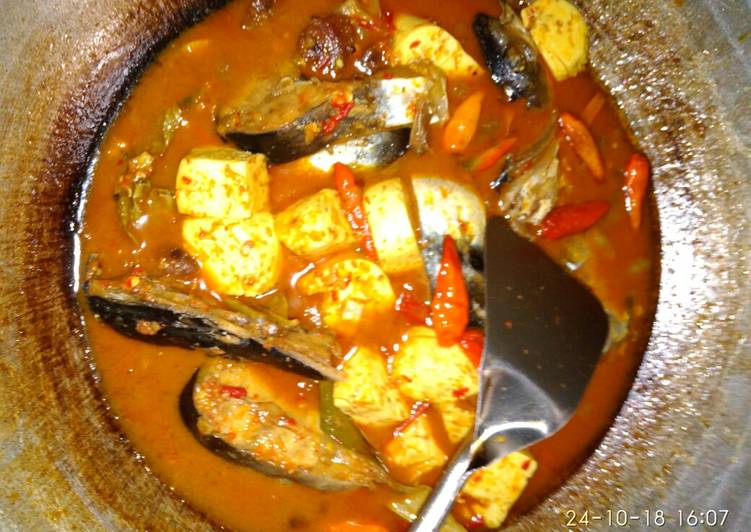 Ikan patin kuah asam pedas