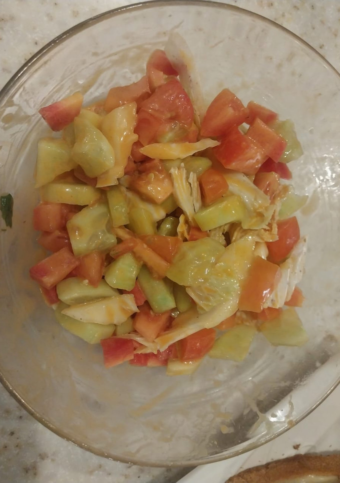 A picture of Fresh Salad.
