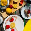 Strawberry & Lemon Cake! 🍓🍋