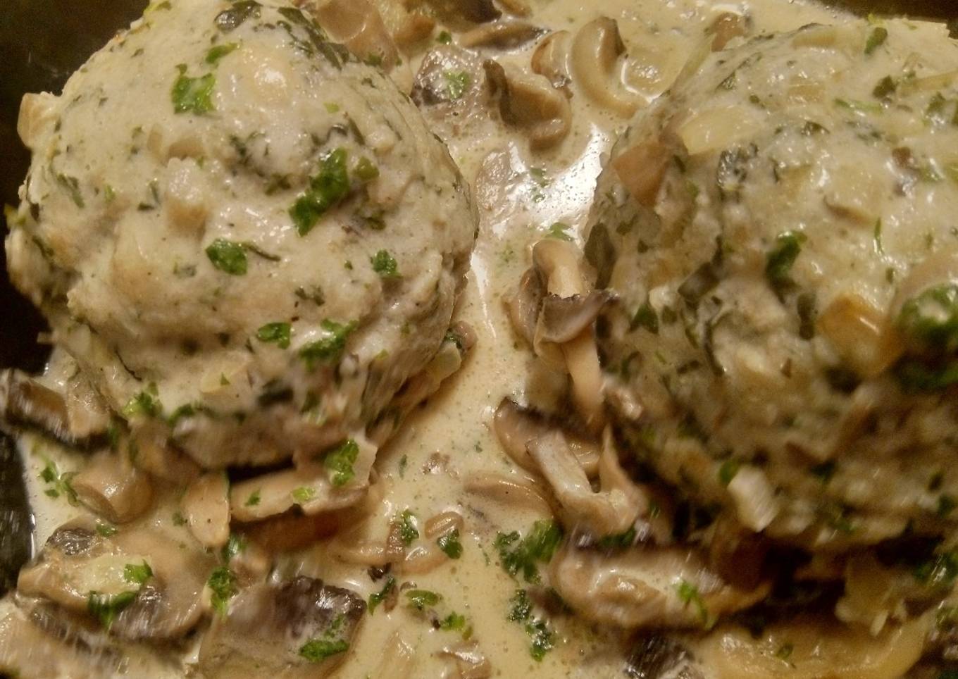 Swiss chard dumpling with mushroom cream sauce