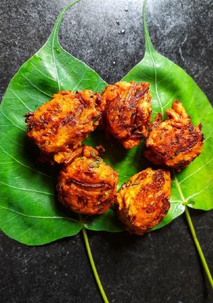 মটর ডালের মুচমুচে বড়া (matar daler muchmuche bora recipe in Bengali) রেসিপির প্রধান ছবি