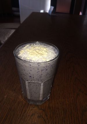 A picture of Fruits shake.