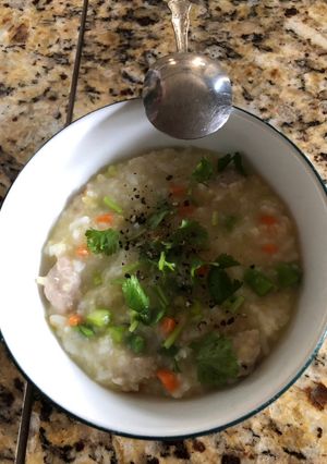 Hình của món Cháo kê giò sống.