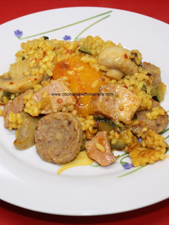 Una foto de Arroz con lomo y champiñones