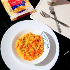 A picture of Instant Cheesy Pasta.