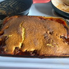 A picture of Chili Cornbread Pie.