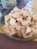 Ensalada de papas y huevo con salsa rosada