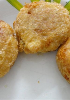 A picture of Aloo Keema Patties.