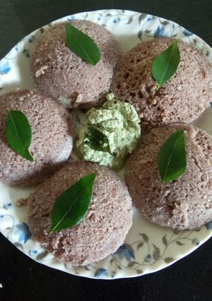 A picture of Ragi IDli.