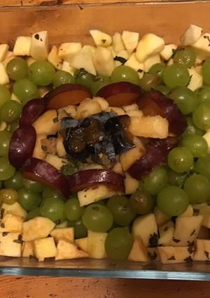 Une photo de Salade de fruits à la menthe et au citron