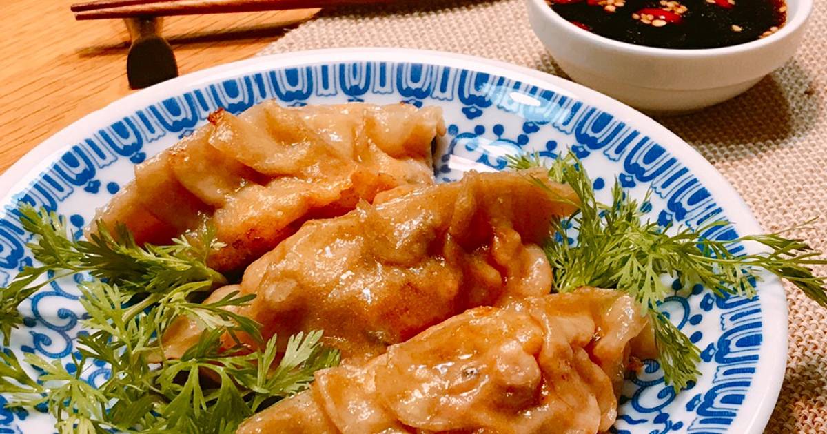 vao-bep-thuc-hien-mon-mandu-nhan-kim-chi