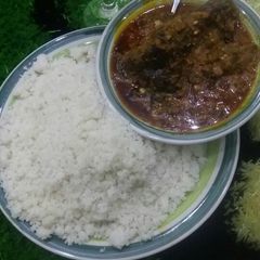 A picture of Burabuskun masara da miyar taushe.