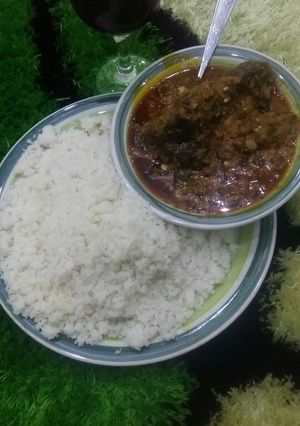 A picture of Burabuskun masara da miyar taushe.