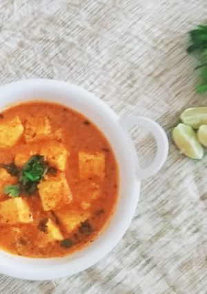 A picture of Achari Paneer Masala.