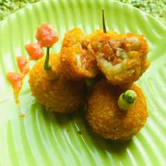 A picture of Kroket Kentang isi kornet kentang (No telur).
