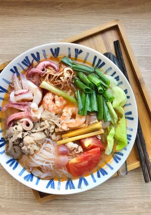 Hình của món Bún Thái - Lẩu Thái.