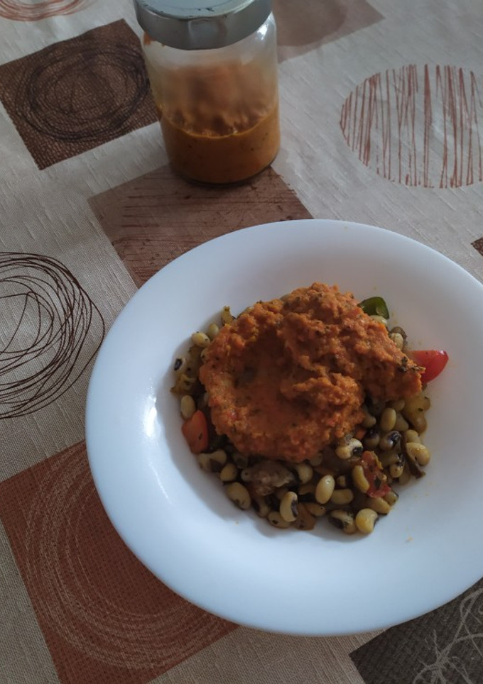 Una foto de Judías de carilla con boloñesa vegana