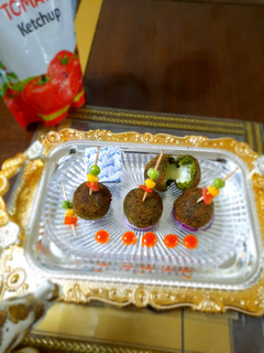 A picture of Spinach Cheese Balls.