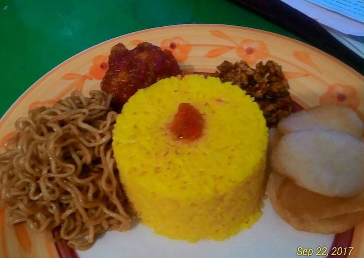 Nasi Kuning (Non MSG)