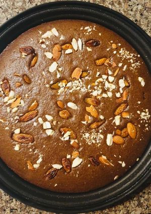 A picture of Choclate Biscuit Cake.