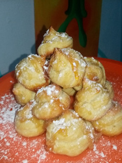 Una foto de Masa choux- Croquembouche