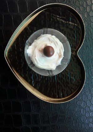 A picture of Garlic sauce.