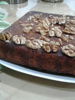 عکسی از دستور کیک سیب و گردو با سس کارامل