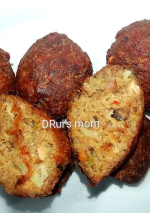 Foto resep Bola² Daging (dari sisa daging olahan)