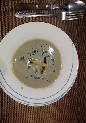 Una foto de Crema de champiñones exquisita