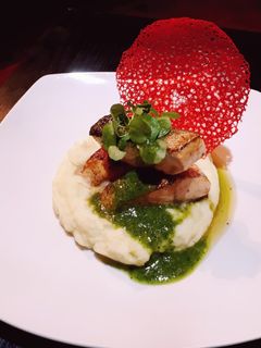 Una foto de Salmón a la mantequilla