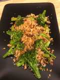 Bimi rehogado con champi y quinoa
