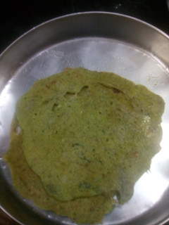 குழந்தை சத்து தோசை.முடக்கத்தான் எலும்பு பலம் தோசை (Mudakkathan dosai recipe in tamil) செய்முறை முக்கிய புகைப்படம்