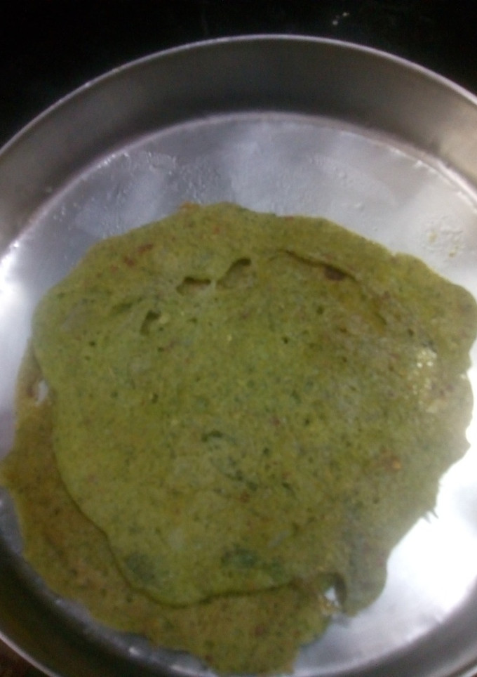 குழந்தை சத்து தோசை.முடக்கத்தான் எலும்பு பலம் தோசை (Mudakkathan dosai recipe in tamil) செய்முறை முக்கிய புகைப்படம்