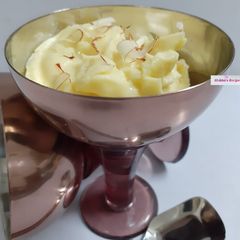 A picture of Kesari shrikhand.