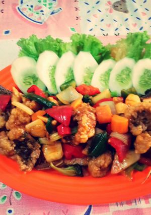 Foto resep Barramunndi sweet and sour asparagus spears , bell peppers , pineapple