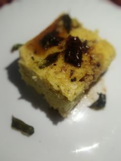 ধোকলা (dhokla recipe in Bengali) রেসিপির প্রধান ছবি