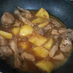 A picture of Indonesian Style Chicken Stew/ Semur Ayam.