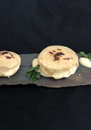 Una foto de Arepa Reina Pepiada