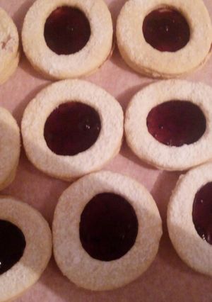 Una foto de Delicias con mermelada de mora