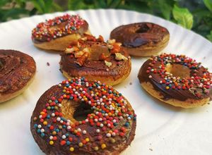 Una foto de Donas horneadas de avena