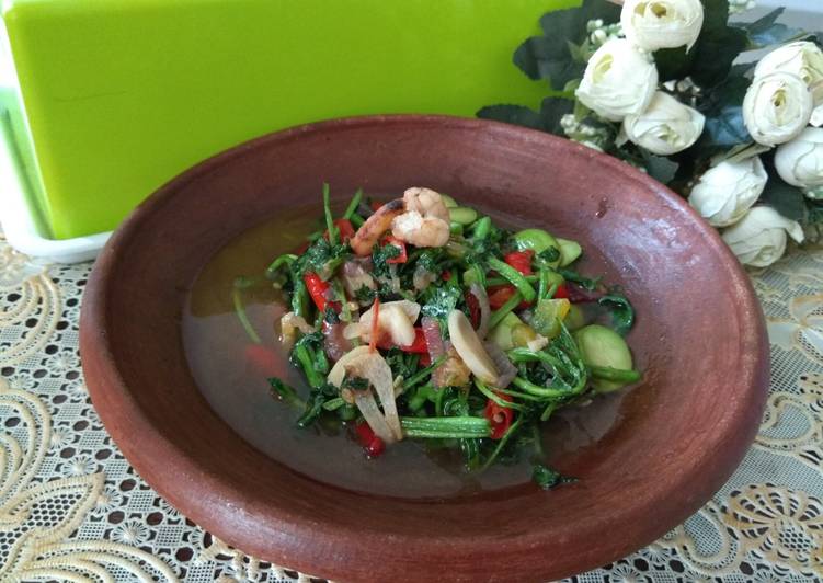 Tumis Selada Air Pete Udang