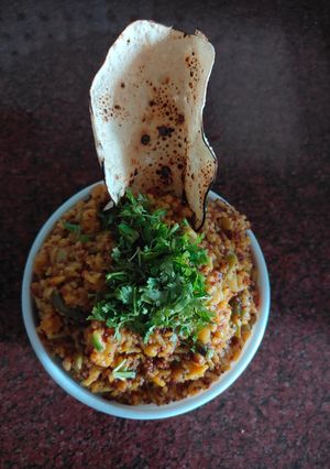 A picture of Whole ragi khichdi.