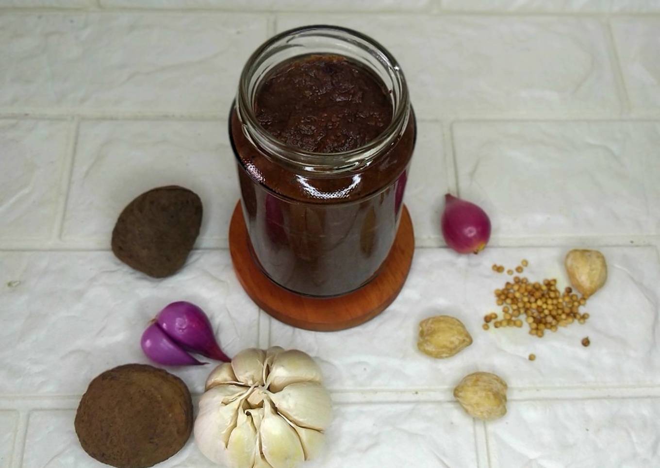 Langkah Mudah untuk Menyiapkan Bumbu Dasar Hitam, Bisa Manjain Lidah