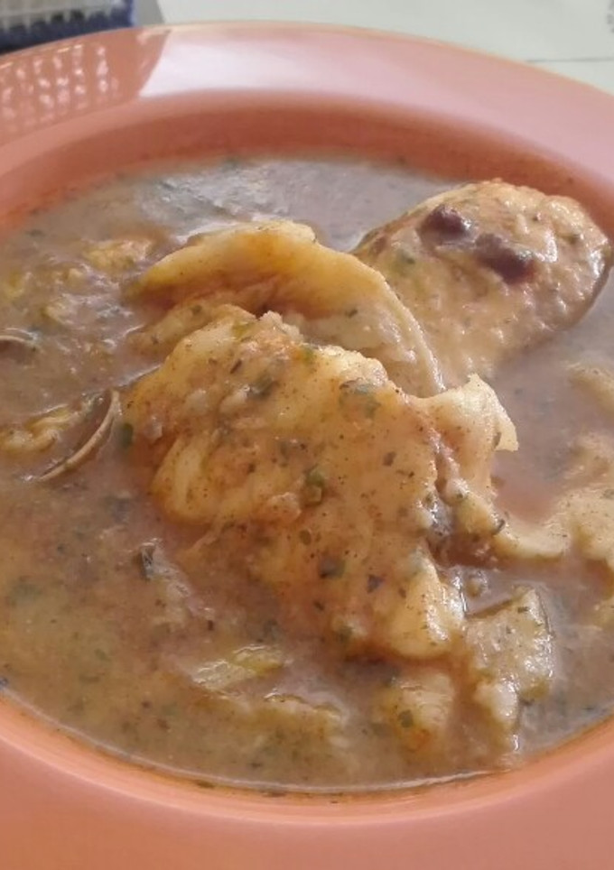 Una foto de Merluza en salsa al pimentón