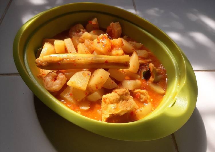 Udang Kentang Tumis Pedas