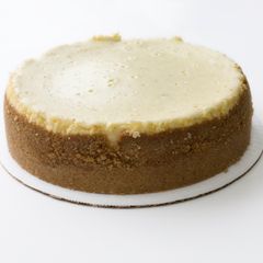 A picture of Amaretto Cheesecake.