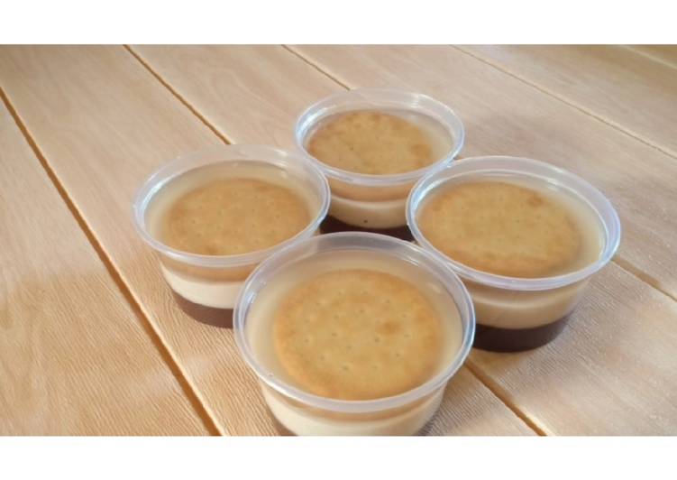 Bagaimana Menyiapkan Puding Marie 3 lapis yang Enak