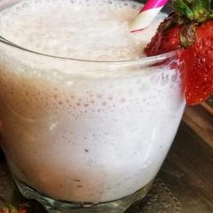 Strawberry milkshake A picture of Strawberry milkshake.